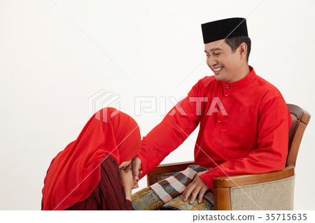 salam or greeting 35715635