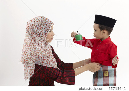 mother tidy her son mother tidy her son 35715641