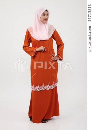 malay girl with tudung 35715818