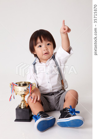 champion boy 35715870