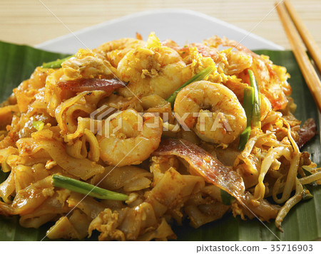 char kuey teow char kuey teow 35716903