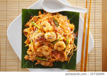 char kuey teow char kuey teow 35716994