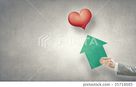 Giving love Giving love 35718085