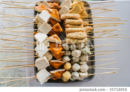 Taiwanese tradition - Mid-Autumn Festival barbecue 35718958