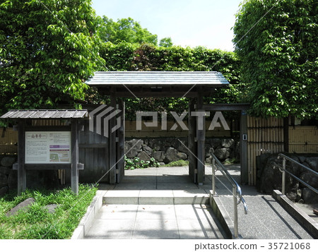 春天美麗的葛飾區山本通（Shibamata Teishen側門） 35721068