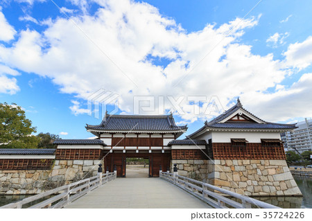 廣島城市表情門，Onmon橋，日本Moteru Gen-100大城堡建造的Hiraiso-Hirajo- 35724226