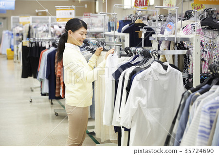 服裝項目 35724690