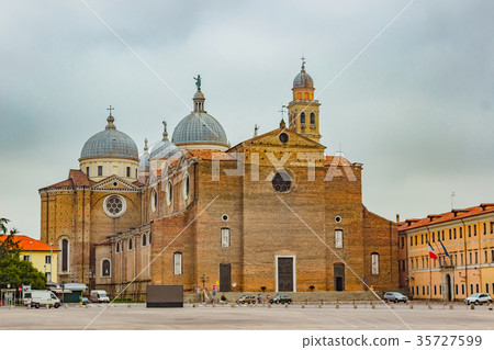 Basilica di Santa Giustina, Padova, Italy 35727599