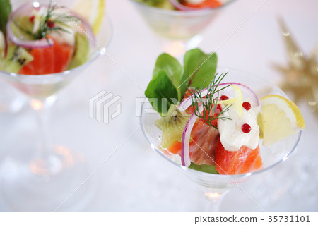 Cocktail Salad Salmon Avocado Cream Cheese 35731101