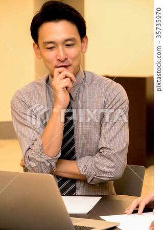 Business image meeting 35735970