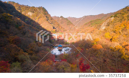 Autumn of Naejangsan National Park,South Korea 35737258