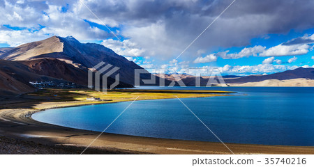 Panorama of Tso Moriri on sunset, Ladakh Panorama of Tso Moriri on sunset, Ladakh 35740216