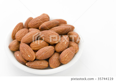 Almond Almond 35744119