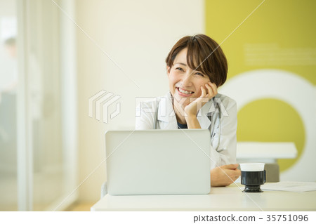 女性醫生醫院醫生醫療圖像 35751096
