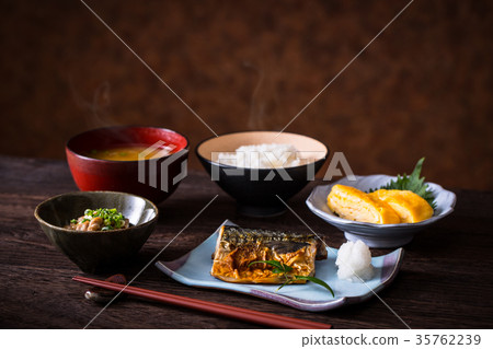 吃飯的形象 吃飯的形象 35762239