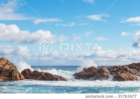 famous rocks in the canal of the coast in Busselton 35763977