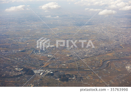 從Yahagi河安城市愛知縣的景觀 從Yahagi河安城市愛知縣的景觀 35763998