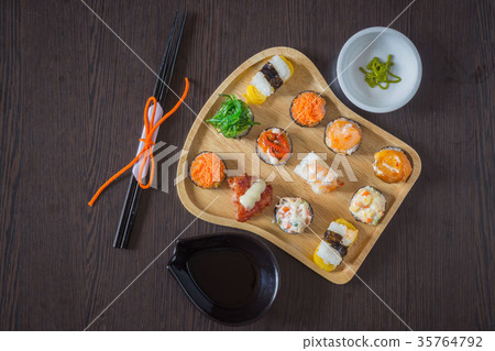 Sushi with salmon 35764792