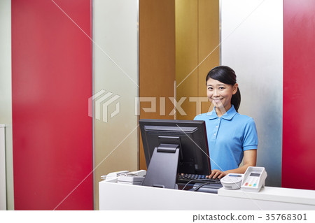 健身房接待 35768301