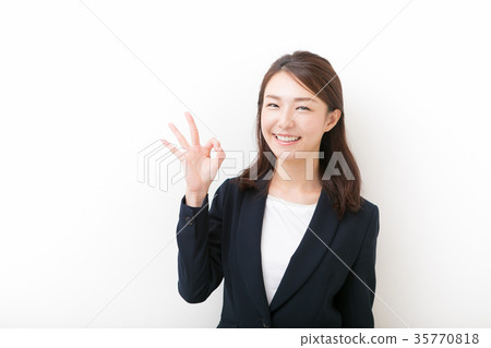 Female employee with a smile 35770818