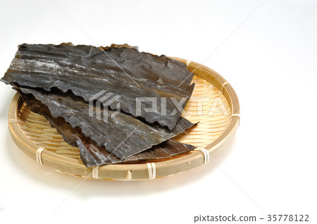 Dried kelp 35778122