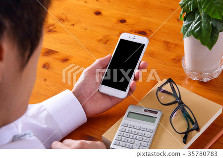 smartphone  35780783