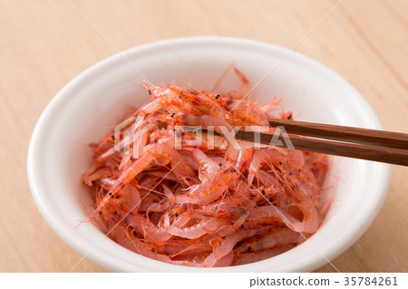 Sakura Shrimp 35784261