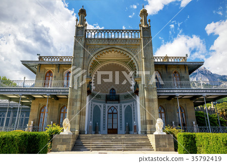 Vorontsov Palace in Crimea Vorontsov Palace in Crimea 35792419