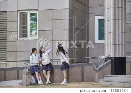 朋友，高中生 35801984