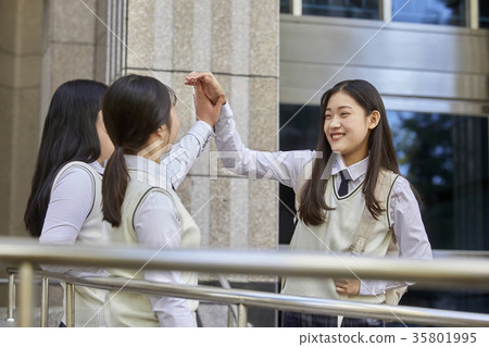 Friends, high school students Friends, high school students 35801995