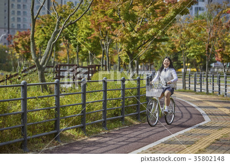 High school student, bicycle, park High school student, bicycle, park 35802148