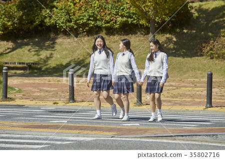 Friends, high school students, fun Friends, high school students, fun 35802716