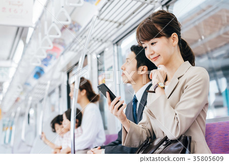 Business Woman Train photography cooperation-Keio Electric Railway Co., Ltd. 35805609