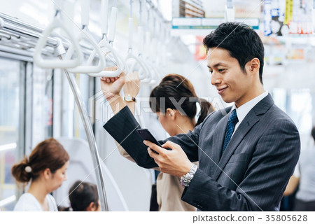Business Men Train Photography Cooperation-Keio Electric Railway Co., Ltd. 35805628