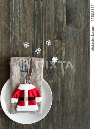 Christmas table place setting Christmas table place setting 35808113