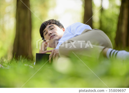 爸爸和女兒約會 35809697