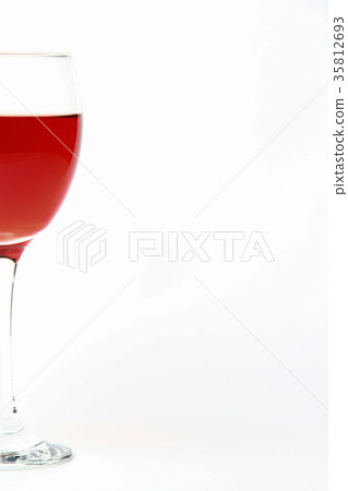 half red wine glass half red wine glass 35812693