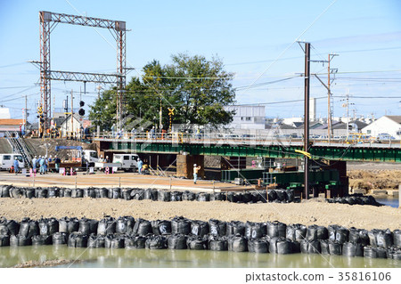 Nankai Main Line Bridge sink site Nankai Main Line Bridge sink site 35816106