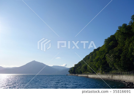 Eniwadake Lake Shikotsu 35816691