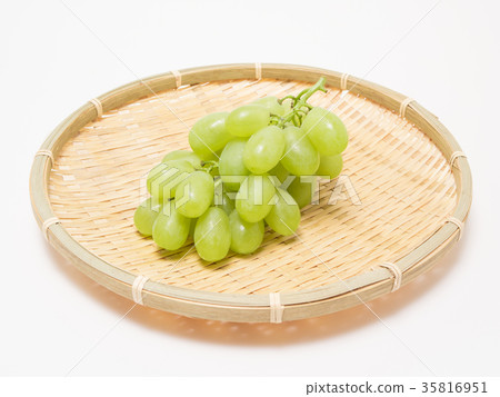 A bowl filled up 35816951