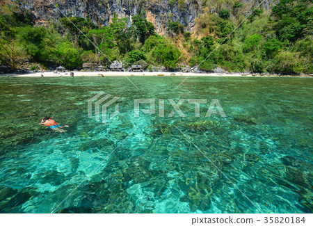 Seascape of Coron Island, Philippines Seascape of Coron Island, Philippines 35820184