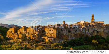 Pitigliano medieval town in Tuscany Italy 35827646