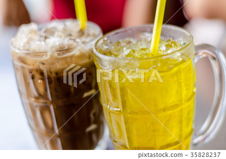 Ice coffee and Chrysanthemum tea in summer time 35828237