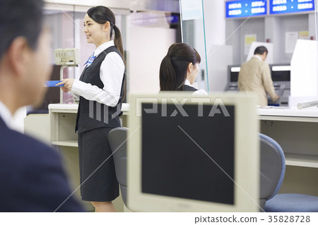 Bank worker Bank worker 35828728