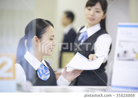 Bank clerk Bank clerk 35828808