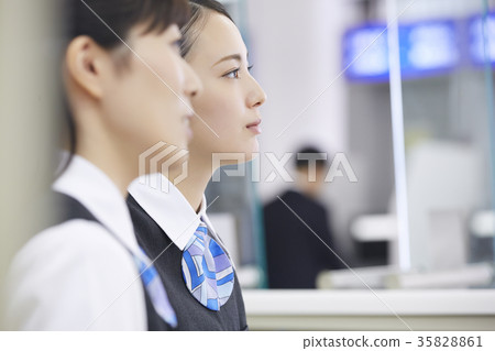 銀行職員 35828861