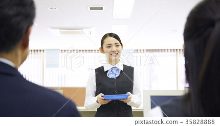 Bank worker 35828888