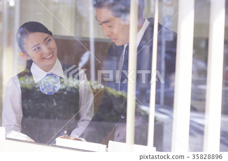 銀行信息員 35828896