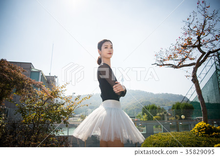 Ballerina Ballerina 35829095