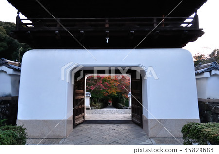 Uji Kosei Temple 35829683